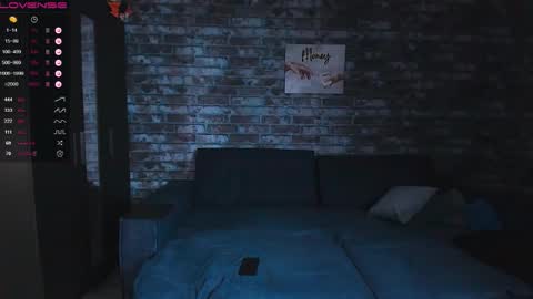 Mark online show from October 19, 3:00 am