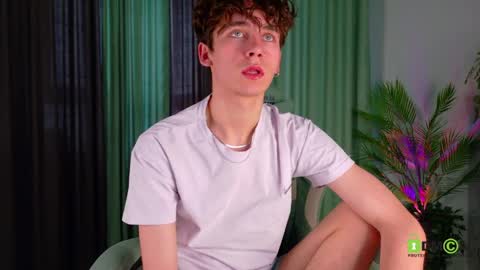 Mark online show from April 15, 11:02 am