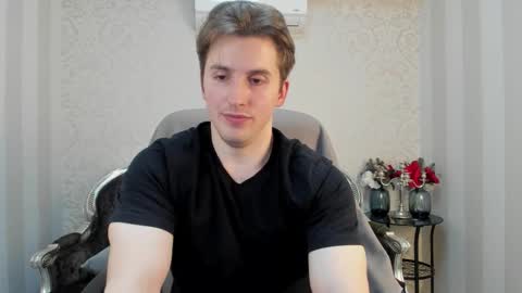 Mark online show from March 12, 7:50 pm