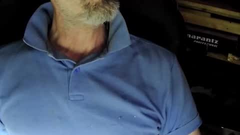 markazzo1 online show from April 25, 2:47 pm