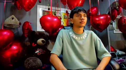 markbowie online show from February 14, 1:47 pm