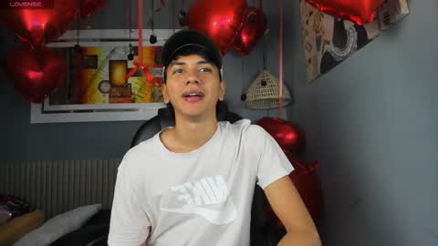 markbowie online show from February 20, 1:46 pm