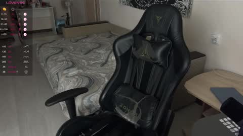 Mark online show from February 19, 3:22 pm