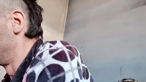 markinhobro online show from April 13, 2:32 pm