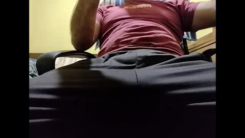 markoanto35 online show from March 6, 3:57 am