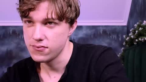 markshot_ online show from December 4, 5:34 pm