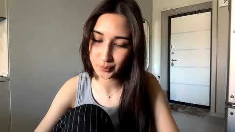 Kalli online show from June 3, 2:33 pm