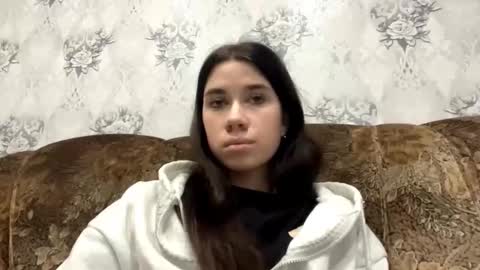 Giulia online show from December 1, 9:51 am