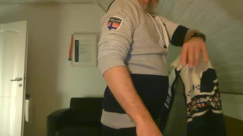 marriedcock1980 online show from January 24, 4:17 pm