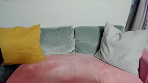 Snapshot of marry_girl chatting on October 19, 8:41 am Mary online show from October 19, 8:41 am