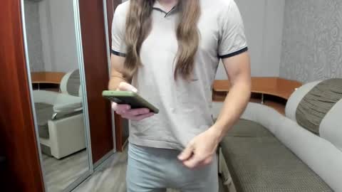 Alan online show from October 5, 6:26 pm