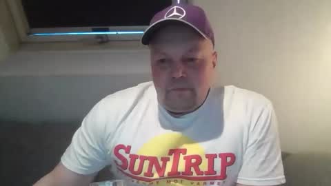 mars0481 online show from February 13, 1:36 pm