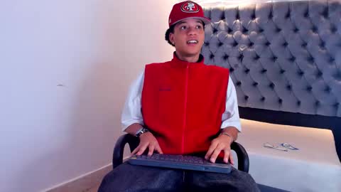 MARSHALL online show from March 24, 1:17 pm