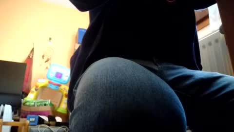 marsupialdan online show from December 6, 2:33 pm