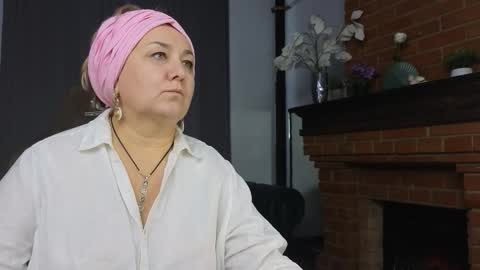 marta_wils online show from October 14, 4:26 am