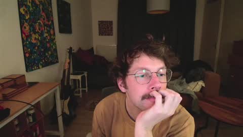 Roger online show from December 29, 7:43 pm