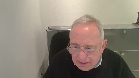 martin_1947 online show from February 8, 4:32 pm