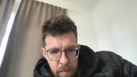 martinmagic467657 online show from March 27, 7:36 am