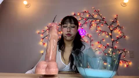 Snapshot of maru__chan chatting on October 12, 3:43 am Maru online show from October 12, 3:43 am