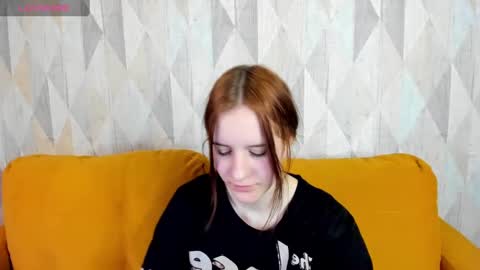 mary_barnes online show from February 19, 4:44 am