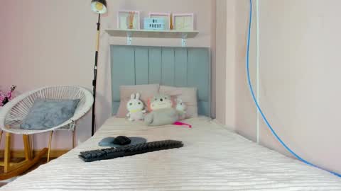 mary_cute9 online show from September 16, 12:40 pm