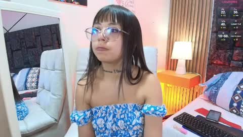 mary online show from March 27, 7:04 pm