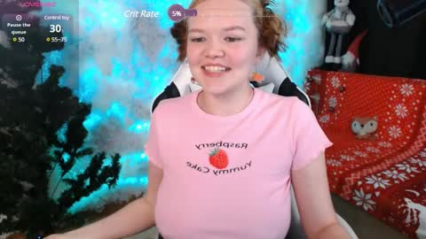 Snapshot of mary_lunar chatting on December 8, 5:06 am Mary online show from December 8, 5:06 am
