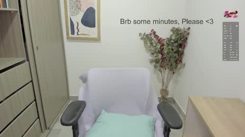 Snapshot of mary_mae chatting on March 7, 12:58 am Girl of your dreams  online show from March 7, 12:58 am