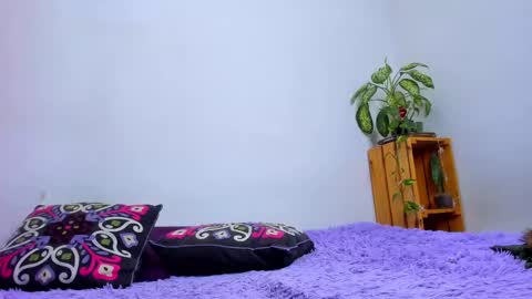 Snapshot of mary_magic chatting on October 2, 2:10 am mary_magic online show from October 2, 2:10 am