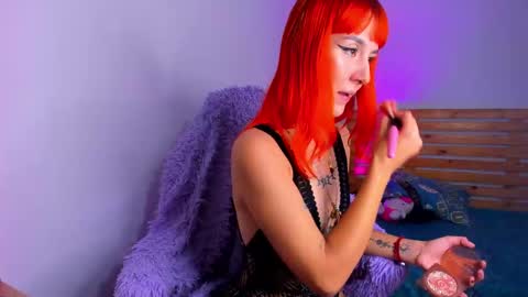 Snapshot of mary_magic chatting on February 17, 3:15 am mary_magic online show from February 17, 3:15 am