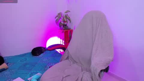 Snapshot of mary_magic chatting on September 23, 12:59 am mary_magic online show from September 23, 12:59 am