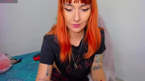 Snapshot of mary_magic chatting on September 24, 3:02 am mary_magic online show from September 24, 3:02 am