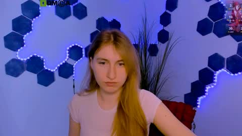 mary_moon__ online show from March 29, 7:26 pm