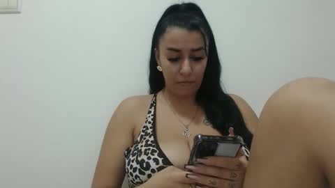 maryem online show from November 30, 1:51 pm