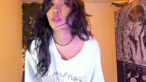 Snapshot of maryjane_785039 chatting on October 22, 7:04 pm maria online show from October 22, 7:04 pm