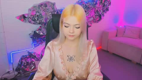 MaryJev online show from December 26, 2:59 pm
