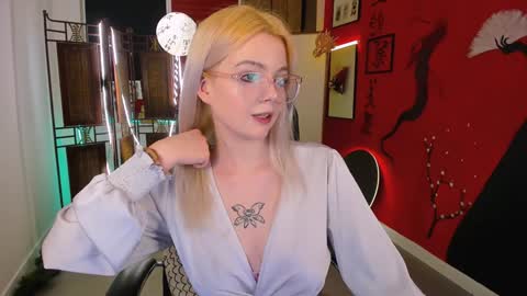 MaryJev online show from December 25, 5:15 pm