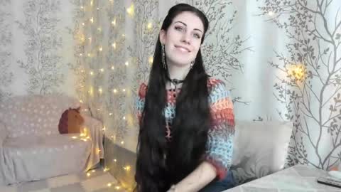 Mary Lou online show from December 4, 7:00 am