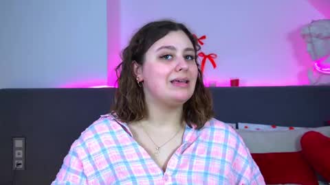 MaryMurrays online show from February 15, 7:12 pm