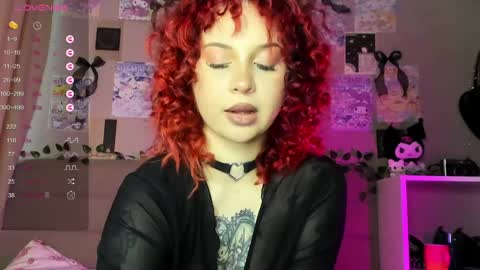 Mary x online show from April 10, 2:33 pm