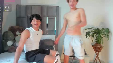 mash_angelo online show from December 2, 9:35 pm