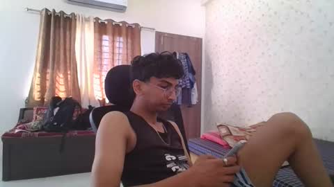 Mask Boy online show from November 5, 4:03 am