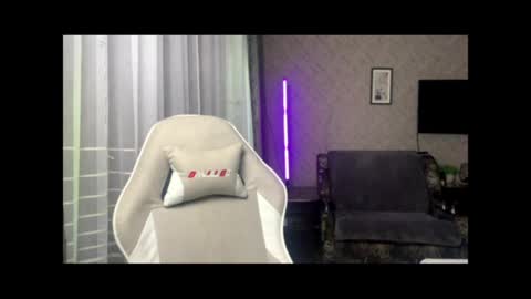 masonsilver_ online show from June 3, 11:57 am