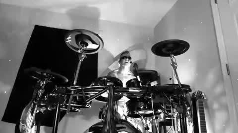 HappyZending online show from May 9, 2:39 am