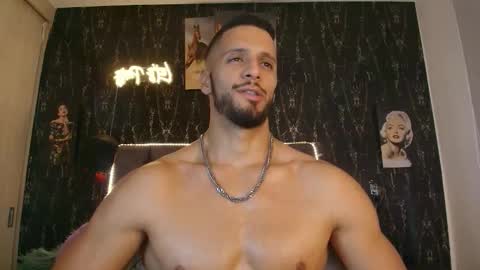 massimo_greco2 online show from February 12, 10:35 pm