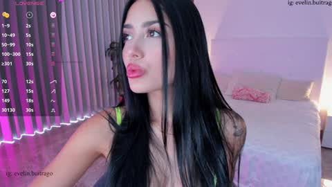 Eve   Independent model online show from January 12, 6:26 pm