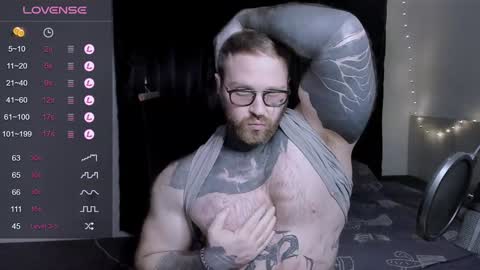 Huge Alex online show from February 6, 7:29 pm