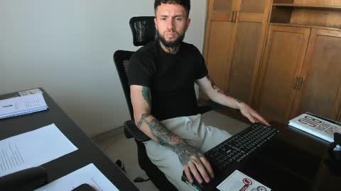 steven  online show from March 20, 9:53 pm