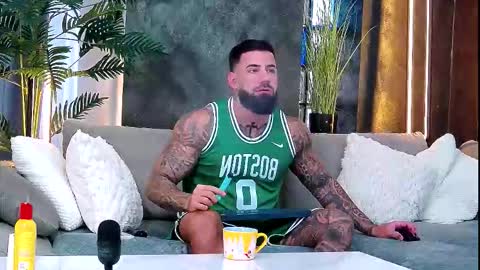 masterkingofmuscle online show from October 6, 7:26 am