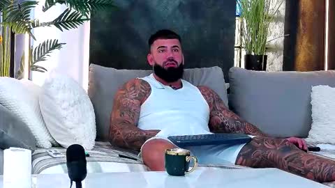 masterkingofmuscle online show from September 9, 7:08 am